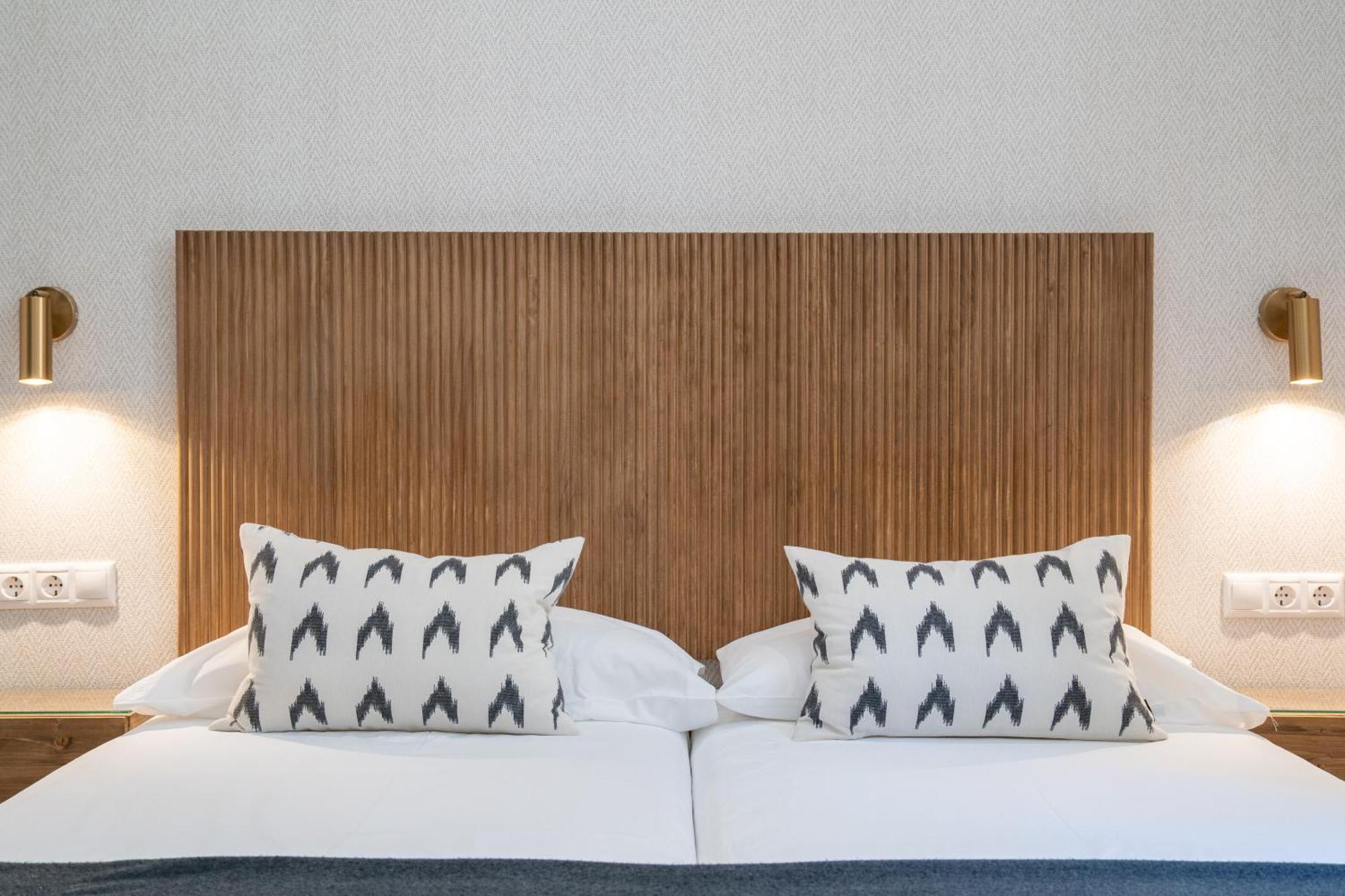 La Siesta De Picasso Hotel มาลากา ภายนอก รูปภาพ